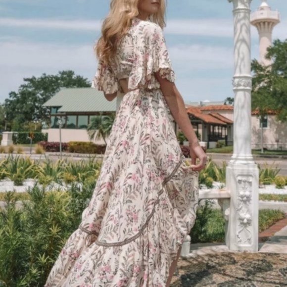 Floral print Cut out Plunging neckline Maxi Dress - Picture 4 of 5